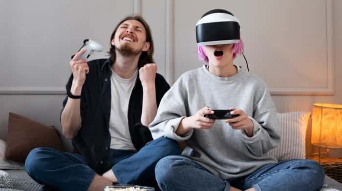 Архитектура игровой платформы, демонстрирующая интеграцию блокчейна с традиционными игровыми системами