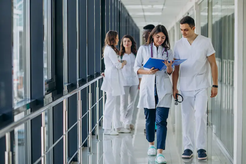 Healthcare & Pharma Blockchain Solutions
